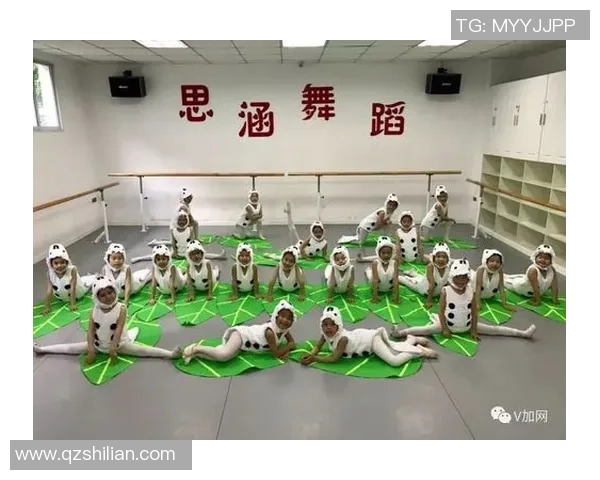 打造足球宝贝妆容的秘诀让你在赛场上闪耀夺目 打造足球宝贝妆容的秘诀让你在赛场上闪耀夺目